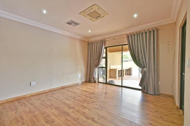 5 Bedroom Property for Sale in Krugersdorp Gauteng