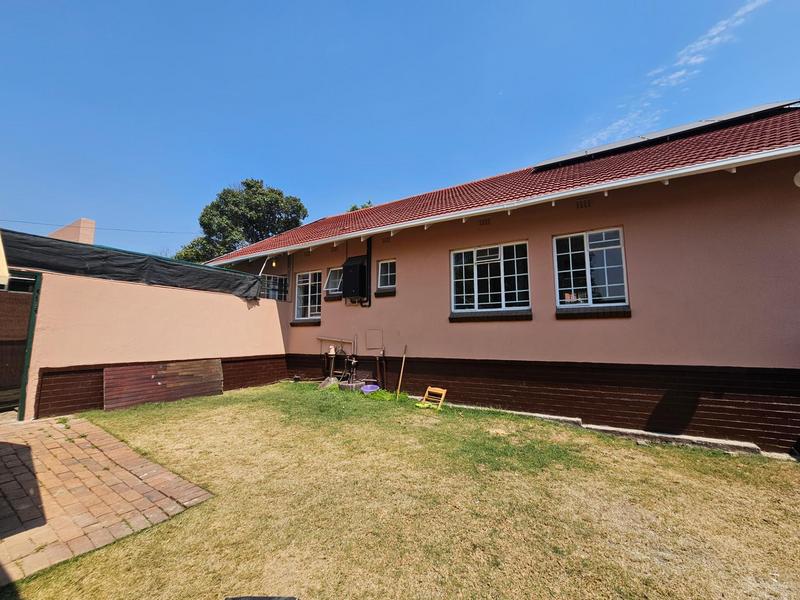 To Let 3 Bedroom Property for Rent in Randburg Central Gauteng