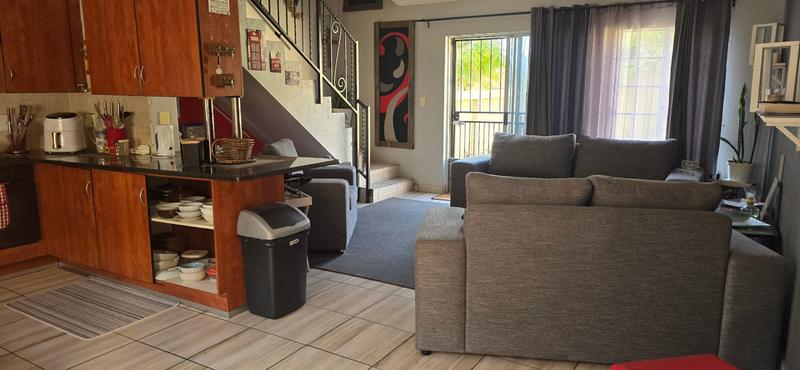 2 Bedroom Property for Sale in Annlin Gauteng