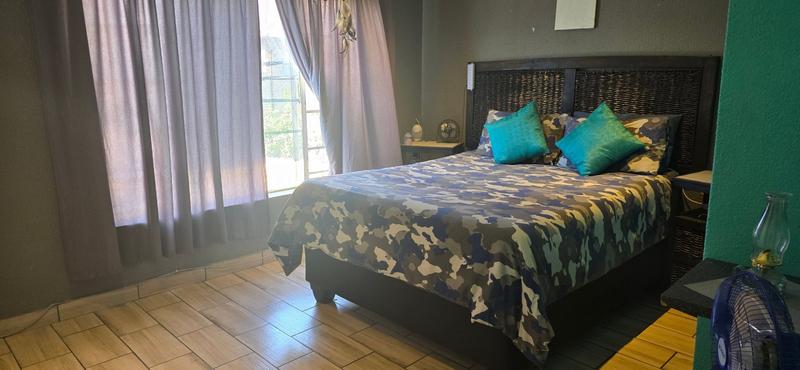 2 Bedroom Property for Sale in Annlin Gauteng