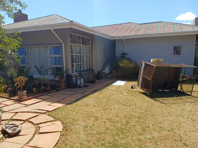 3 Bedroom Property for Sale in Monument Gauteng