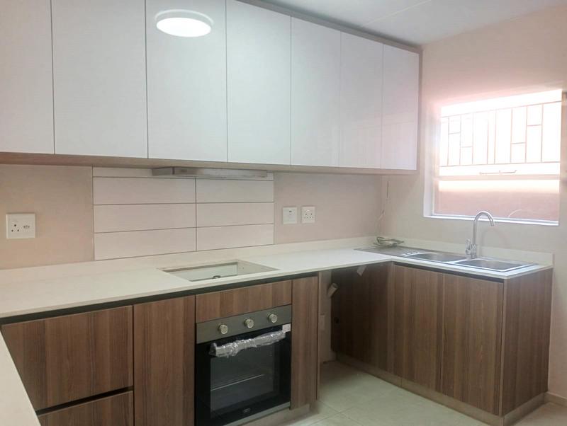 2 Bedroom Property for Sale in Vorna Valley Gauteng