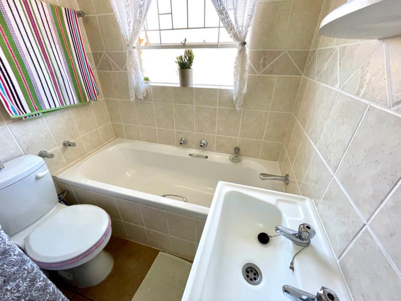 3 Bedroom Property for Sale in Noordheuwel Gauteng