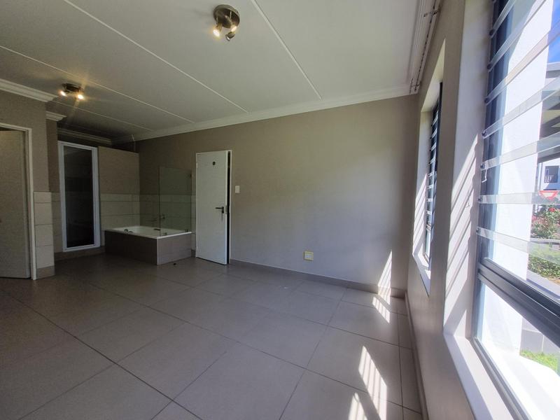 To Let 3 Bedroom Property for Rent in Fourways Gauteng