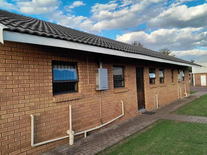 0 Bedroom Property for Sale in Andeon Gauteng