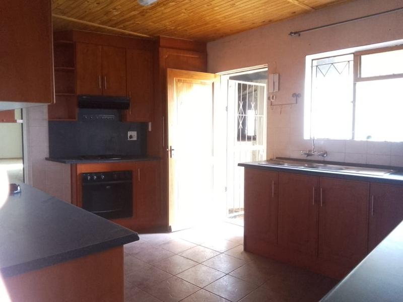 0 Bedroom Property for Sale in Vaaloewer Gauteng