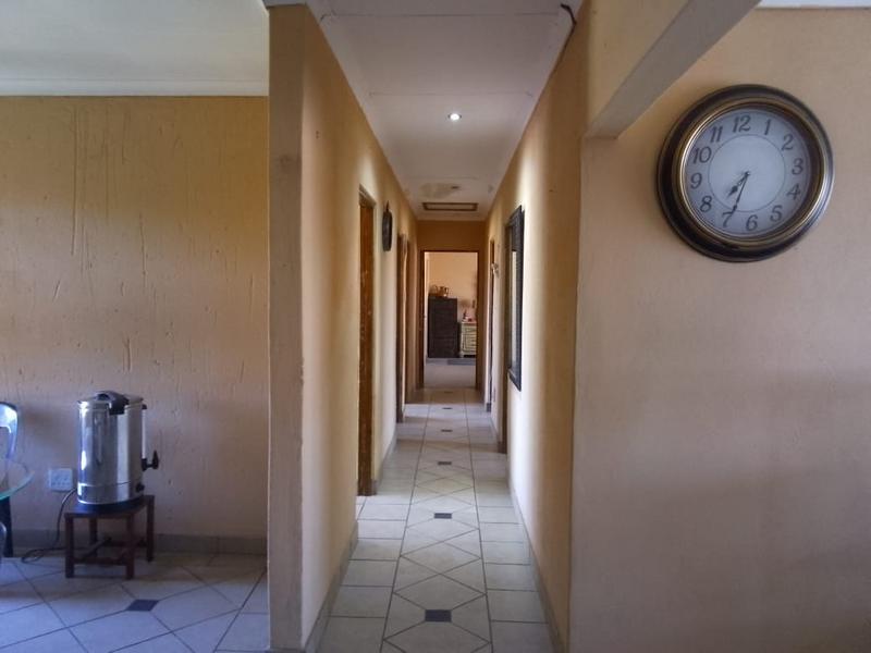 0 Bedroom Property for Sale in Vaaloewer Gauteng