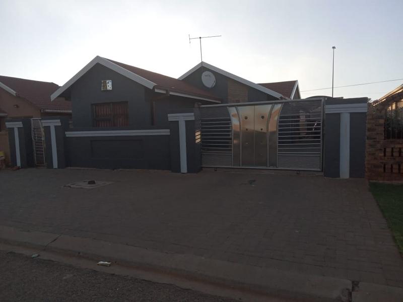 3 Bedroom Property for Sale in Sebokeng Gauteng