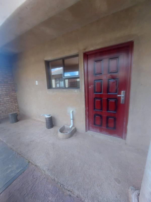 To Let 0 Bedroom Property for Rent in Protea Glen Gauteng