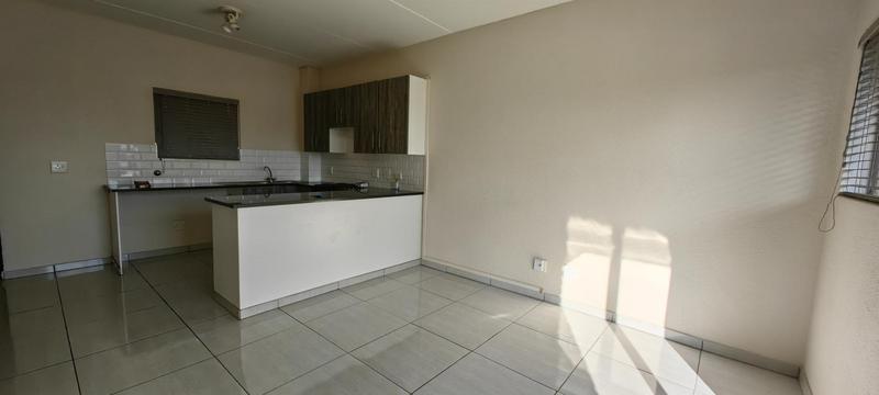 To Let 2 Bedroom Property for Rent in Halfway Gardens Gauteng