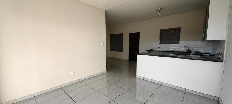 To Let 2 Bedroom Property for Rent in Halfway Gardens Gauteng