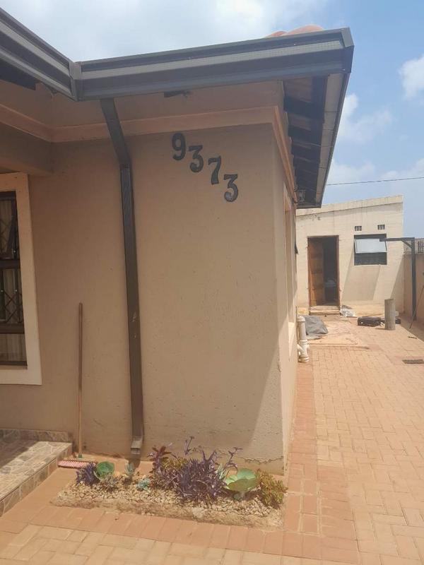 To Let 1 Bedroom Property for Rent in Vosloorus Ext 20 Gauteng