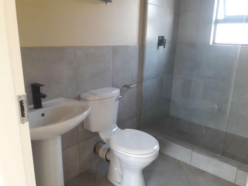 3 Bedroom Property for Sale in Windmill Park Gauteng