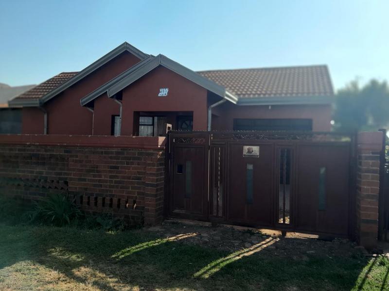 2 Bedroom Property for Sale in Katlehong South Gauteng