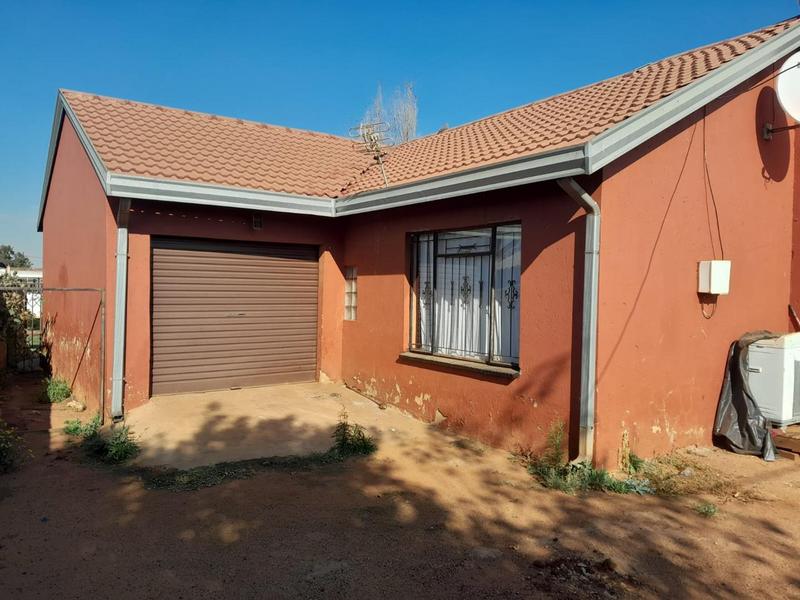 2 Bedroom Property for Sale in Katlehong South Gauteng