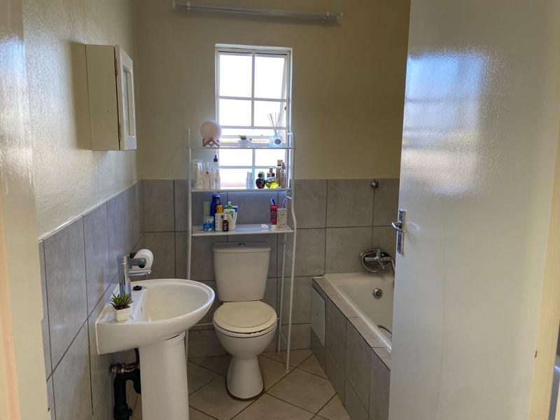 2 Bedroom Property for Sale in Katlehong South Gauteng