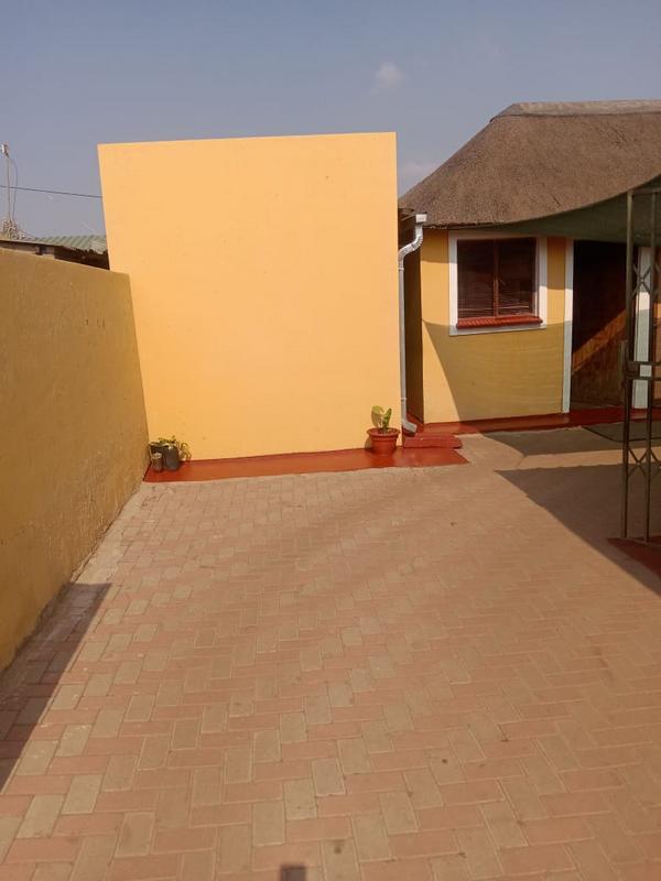 2 Bedroom Property for Sale in Palm Ridge Gauteng