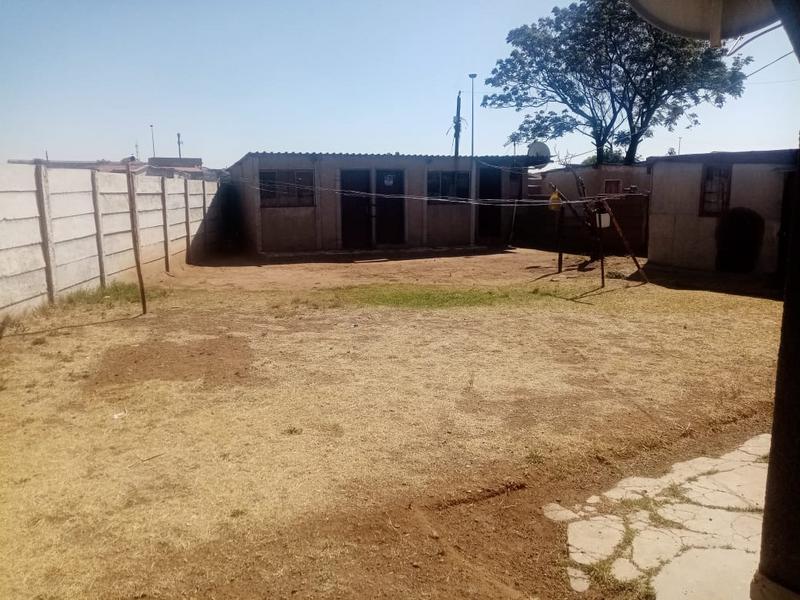 2 Bedroom Property for Sale in Siluma View Gauteng