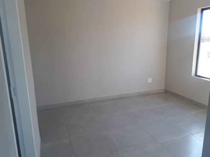 2 Bedroom Property for Sale in Sharon Park Gauteng