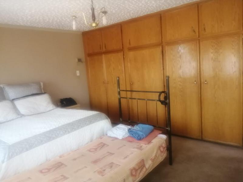 4 Bedroom Property for Sale in Lenasia South Gauteng