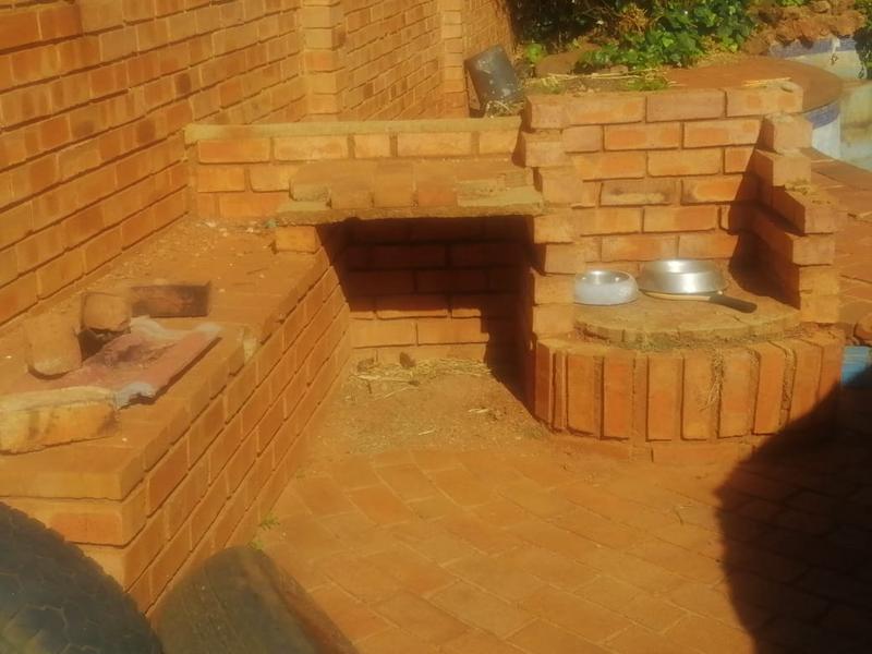 4 Bedroom Property for Sale in Lenasia South Gauteng