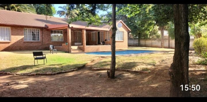 4 Bedroom Property for Sale in Lyndhurst Gauteng