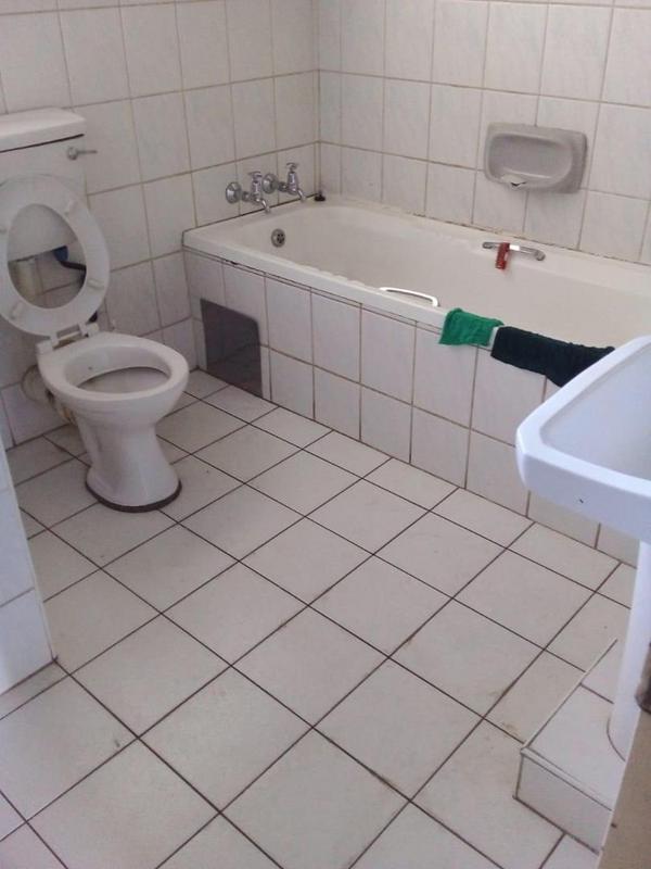 2 Bedroom Property for Sale in Naturena Gauteng