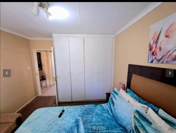 2 Bedroom Property for Sale in Oakdene Gauteng