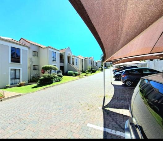 2 Bedroom Property for Sale in Oakdene Gauteng