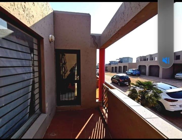 2 Bedroom Property for Sale in Ridgeway A Gauteng