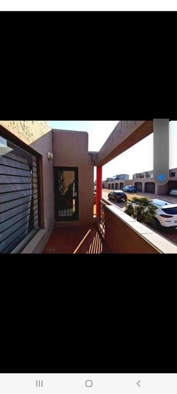 2 Bedroom Property for Sale in Ridgeway A Gauteng