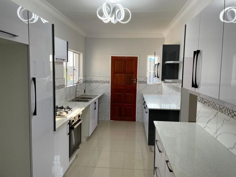 3 Bedroom Property for Sale in Ridgeway A Gauteng