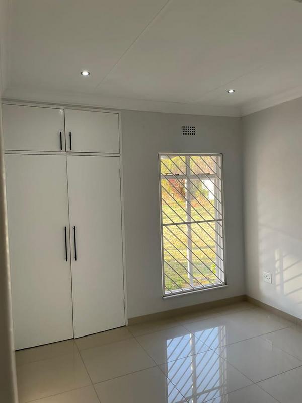 3 Bedroom Property for Sale in Ridgeway A Gauteng