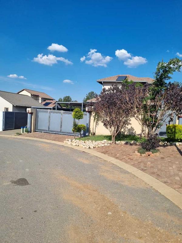 3 Bedroom Property for Sale in Kya Sands Gauteng