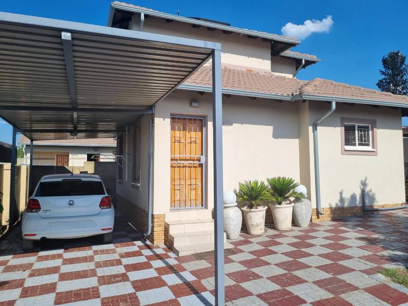 3 Bedroom Property for Sale in Kya Sands Gauteng