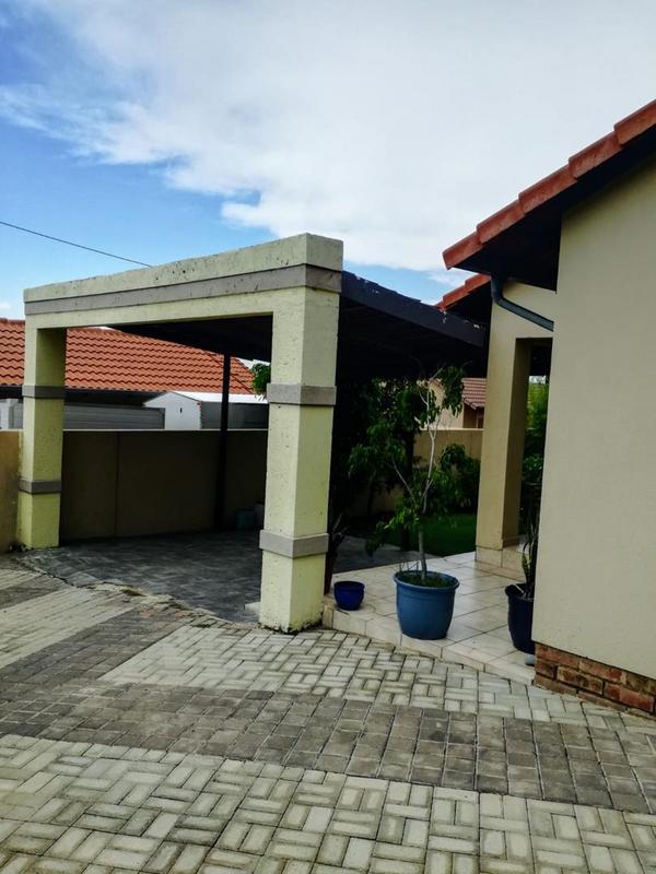 3 Bedroom Property for Sale in Kya Sands Gauteng