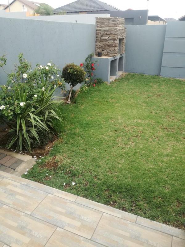 3 Bedroom Property for Sale in Kya Sands Gauteng