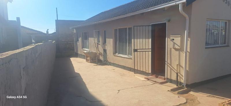 3 Bedroom Property for Sale in Dobsonville Gauteng