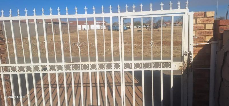 3 Bedroom Property for Sale in Dobsonville Gauteng