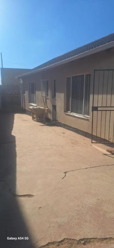 3 Bedroom Property for Sale in Dobsonville Gauteng