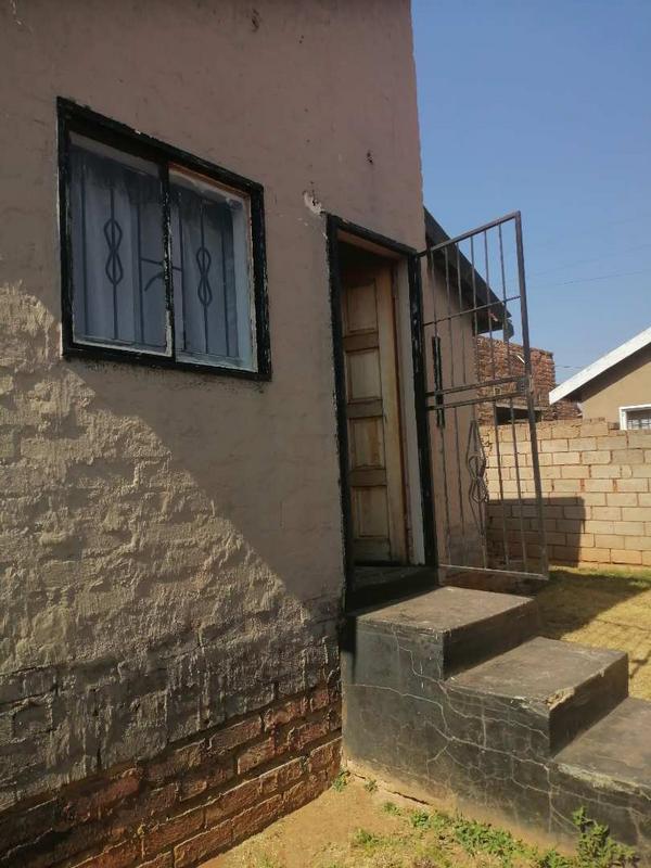 3 Bedroom Property for Sale in Emdeni Gauteng