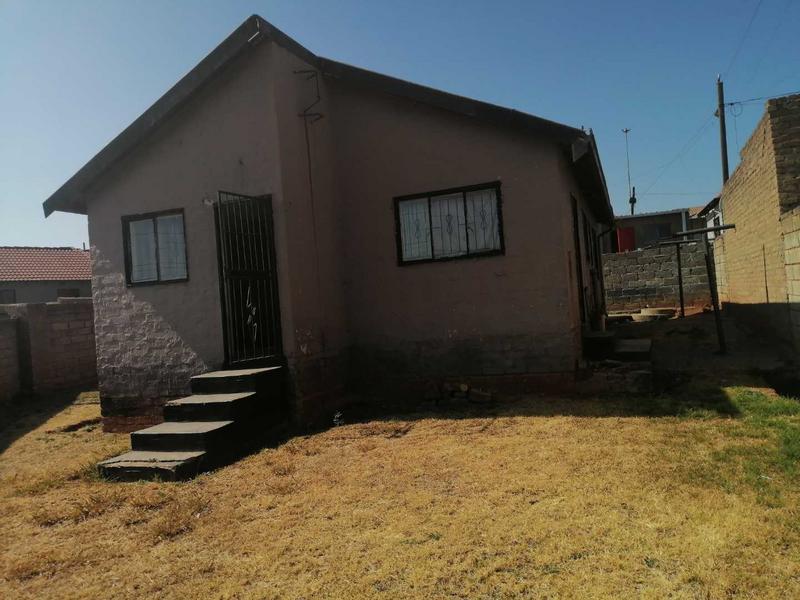 3 Bedroom Property for Sale in Emdeni Gauteng