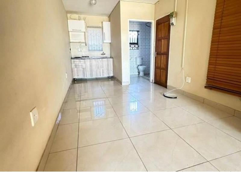 8 Bedroom Property for Sale in Molapo Gauteng