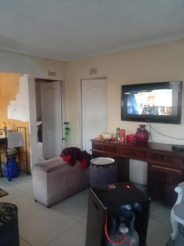 2 Bedroom Property for Sale in Naledi Ext 2 Gauteng