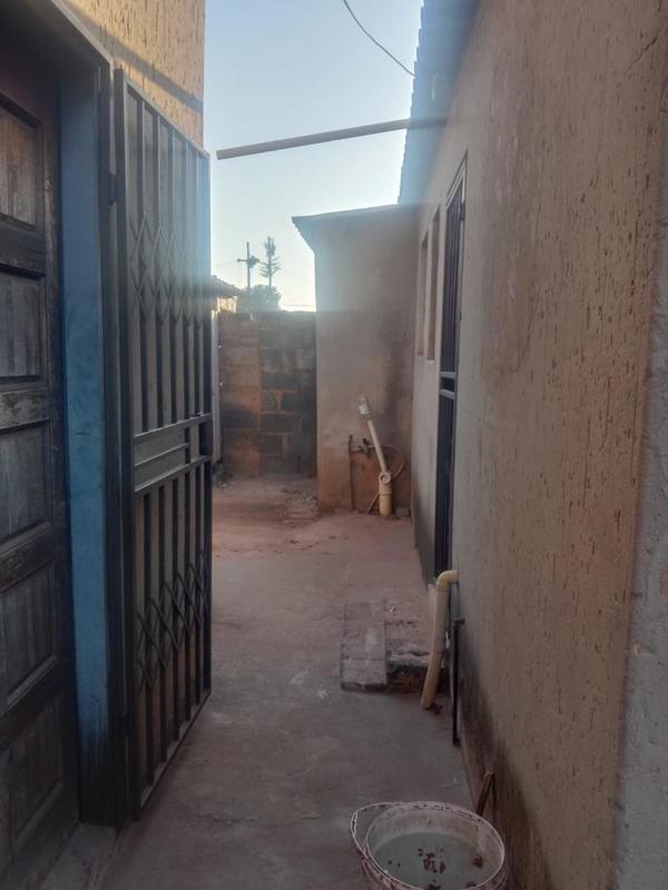 2 Bedroom Property for Sale in Naledi Ext 2 Gauteng