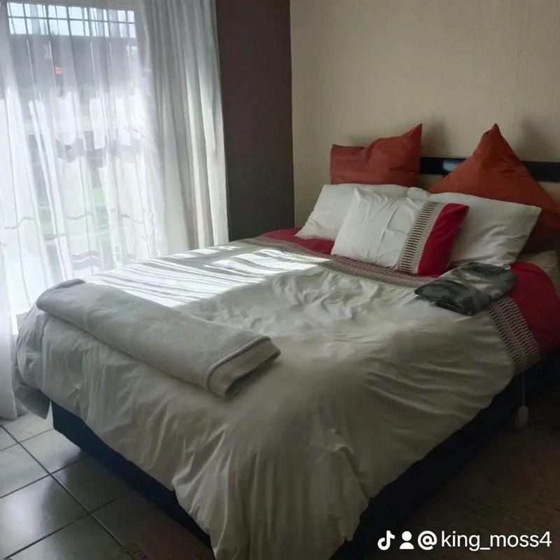 3 Bedroom Property for Sale in Protea Glen Gauteng