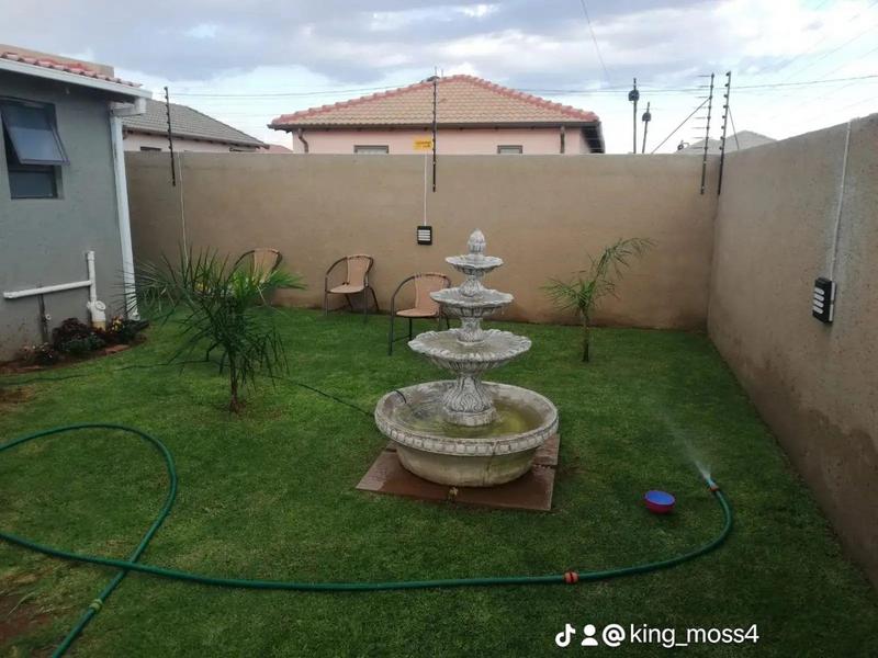 3 Bedroom Property for Sale in Protea Glen Gauteng