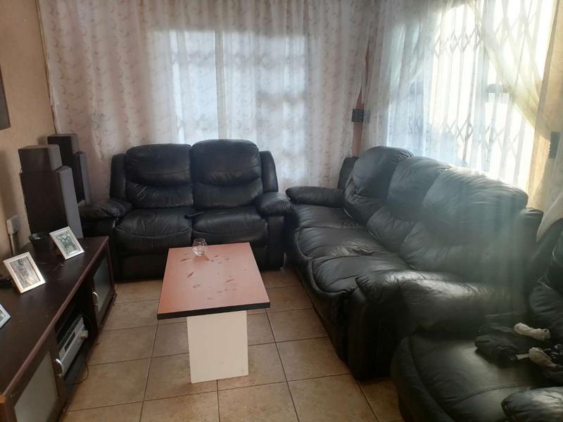 3 Bedroom Property for Sale in Protea Glen Gauteng