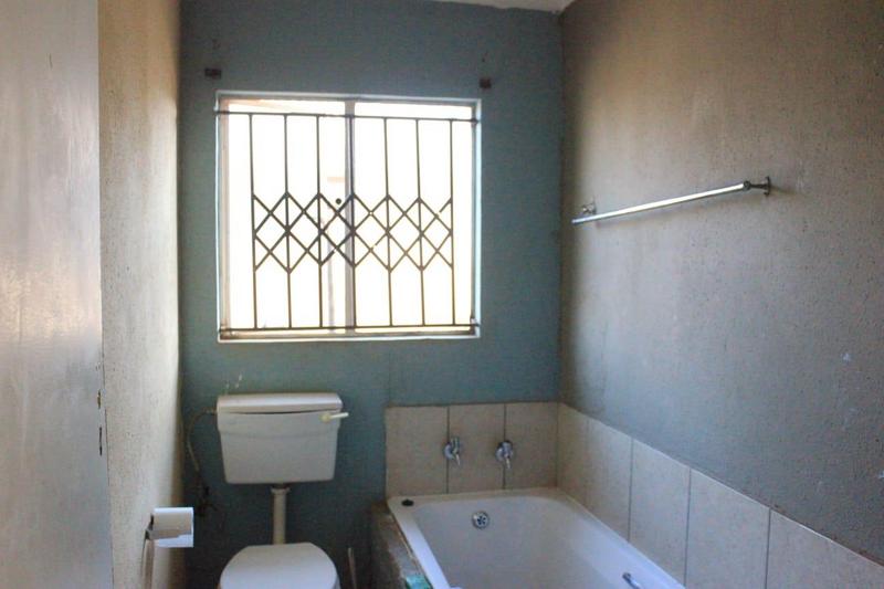 3 Bedroom Property for Sale in Protea Glen Gauteng