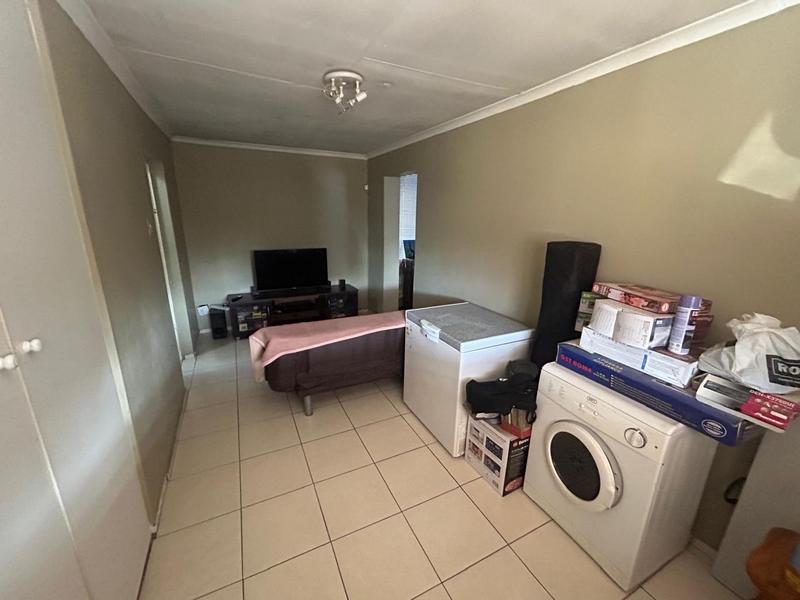 4 Bedroom Property for Sale in Heuweloord Gauteng